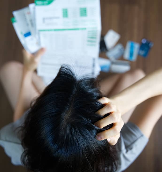 Overwhelmed-by-medical-bills